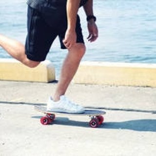 ダブスタックがウッドデッキを採用したスケートボードを発売｜DUB STACK