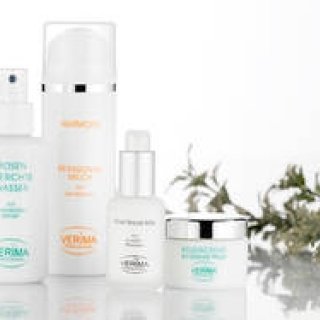 ヴェリマからスターアイテムを集めたモイスチャーキット発売｜VERIMA