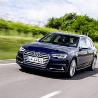 ハイパフォーマンスモデル「S4」日本上陸|Audi