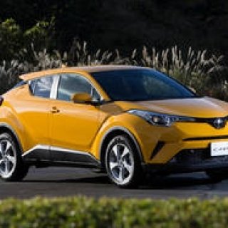 トヨタの最新コンパクトSUV「C-HR」のプロトタイプに試乗｜Toyota