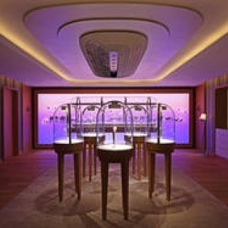 動物をモチーフにした新作ハイジュエリーコレクションを一堂に展覧|VAN CLEEF & ARPELS