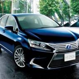 レクサスのハイブリッド セダン「HS250h」に特別仕様車|Lexus