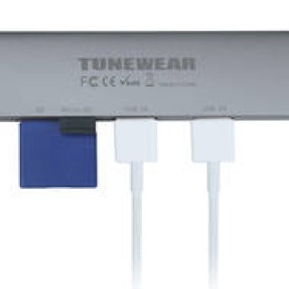 最先端の高性能チップを採用しながらも、重量はわずか44グラム|TUNEWEAR