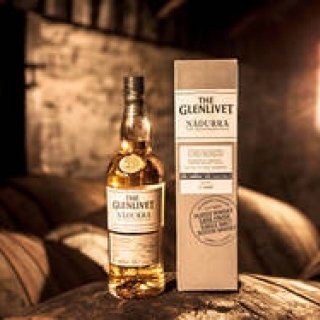 やわらかなスモーキーさが特徴。「ザ・グレンリベット ナデューラ ピーティッド」｜EAT
