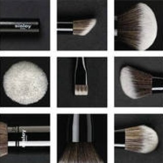 【2/1発売】メイクアップが楽しくなる、エキスパートブラシが誕生｜SISLEY