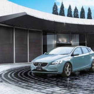 往年のモデル「アマゾン」をオマージュしたV40の特別仕様車|Volvo