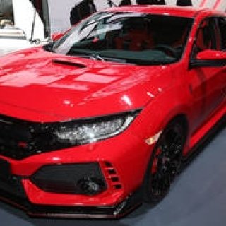 シビック タイプRの量産モデルをジュネーブショーで披露|Honda