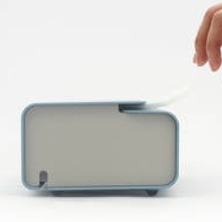 ティッシュに付着する花粉や埃を極力防ぐ、プラスチック製ケース ｜METAPHYS