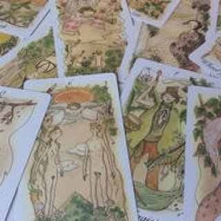 和ハーブが描かれたタロットカード｜DESIGN