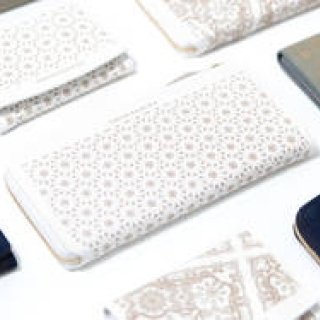 ネオジャポニズムデザインの印伝ブランド「URUSHINASHIKA」｜DESIGN