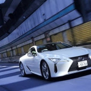 レクサスのフラッグシップクーペ 「LC」に横浜で試乗|LEXUS
