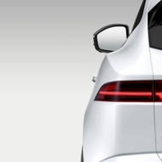 ジャガーのSUV第3弾「Eペイス」を予告｜Jaguar