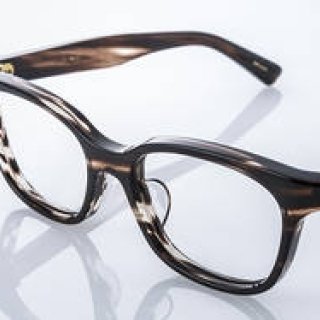 2017年SSコレクションのテーマは「アノニマスデザイン」。掛け心地抜群の眼鏡｜DJUAL