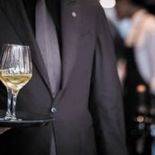 ドン ペリニヨンとコラボし、ラグジュアリーを極めたケータリングサービスを開始｜BVLGARI