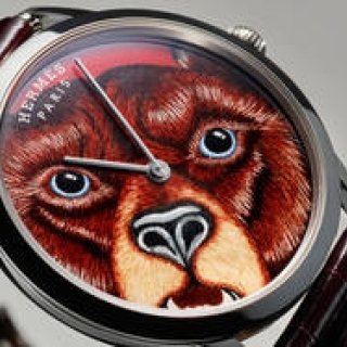 「スリム ドゥ エルメスGRRRRR！」エルメスの熊が文字盤に収まるっ！｜HERMÈS