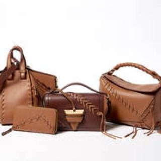 編み込みが特徴的なロエベ「LACE COLLECTION」｜LOEWE