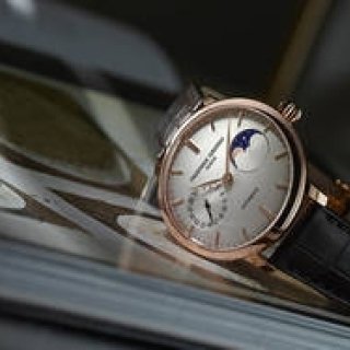 「スリムライン ムーンフェイズ マニュファクチュール」の新作|FREDERIQUE CONSTANT