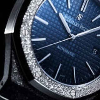 新たに「ロイヤル オーク・フロステッドゴールド」限定モデルを発表  ｜AUDEMARS PIGUET ギャラリー