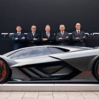 ランボルギーニ、EVスーパーカー「テルツォ ミッレニオ」披露｜Lamborghini