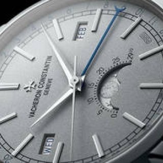SIHH2018に登場。世界100本限定プラチナ製「トラディショナル」｜VACHERON CONSTANTIN