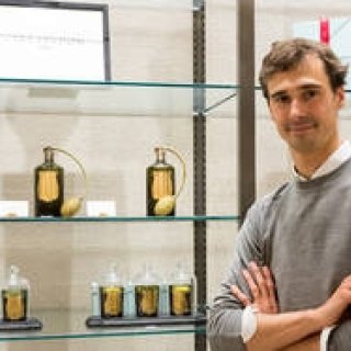 調香師への敬慕から生まれた新しいフレグランス｜TRUDON