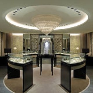 ヴァン クリーフ&アーペル 心斎橋店がオープン|Van Cleef & Arpels