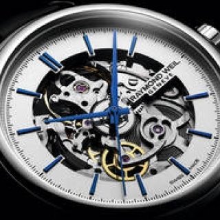 機械式ムーブメントの美しさが際立つスケルトンモデル|RAYMOND WEIL
