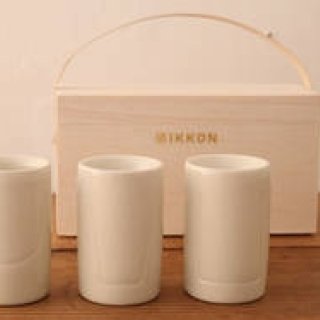 カップを替えると不思議！　お酒の風味が変化する3種類のぐい飲み｜IKKON