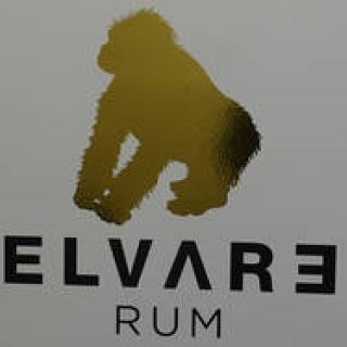 ブルーノ・マーズのラム酒愛。バーニーズ　ニューヨーク神戸店にバーが出現｜BARNEYS NEW YORK