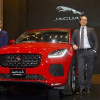 ジャガーのコンパクトSUV「E-PACE」が日本上陸｜Jaguar