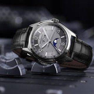 ヴァシュロン・コンスタンタンの新作「フィフティーシックス」｜VACHERON CONSTANTIN