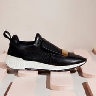 セルジオ ロッシの「sr1」最新アイテム｜SERGIO ROSSI