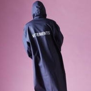 vol.17「燃えろ、赤パン!」VETEMENTS|ヴェトモン