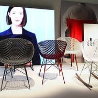 吉岡徳仁氏が手掛けた「MATRIX chair」｜Kartell