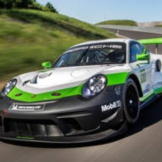 ポルシェのレーシングカー911 GT3R、2019年モデル登場|Porsche