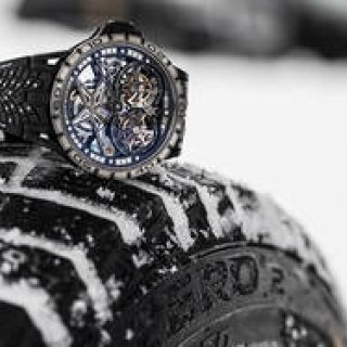 世界限定8本。「エクスカリバーピレリ アイス ゼロ2」|ROGER DUBUIS