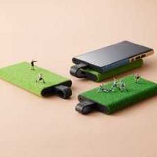 「TAGPLATE」のコラボモデルが“芝の日”から販売｜NuAns × Shibaful