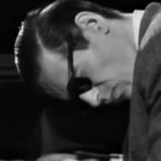 生誕90周年記念。ドキュメンタリー映画『ビル・エヴァンス タイム・リメンバード』｜MOVIE