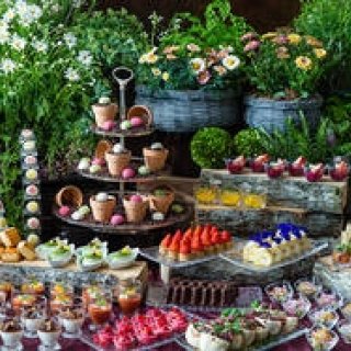 ヘルシーかつ高栄養のスイーツとセイボリーでビュッフェを楽しむ|CONRAD TOKYO