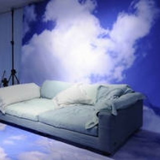  ホームコレクションに照明と家具のコレクションを発表 