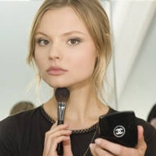  CHANEL｜「シャネル2011－2012年クルーズコレクション」メイクアップにクローズアップ！ ギャラリー