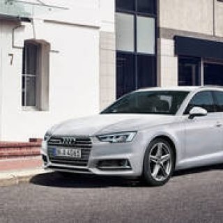 “傑作”の名を冠したアウディA4特別仕様車|Audi