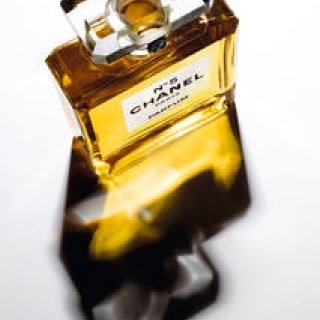 シャネル｜20世紀を代表するアイコンがついに登場 新広告キャンペーンにマリリン・モンローを起用｜CHANEL