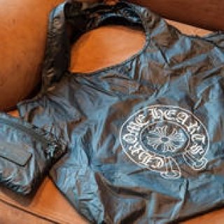 CHROME HEARTS｜パッカブル仕様のナイロンバッグ登場 ギャラリー