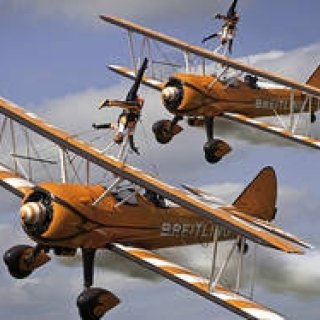 BREITLING｜ブライトリングが支援するエアショーチーム、日本ではじめてショーを開催 ギャラリー