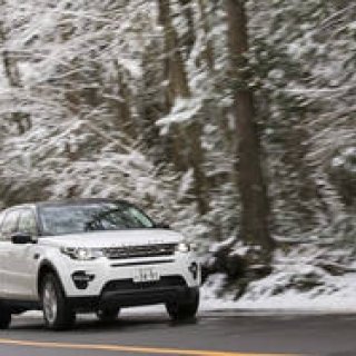 7人乗りも選べるプレミアムSUV、ディスカバリー スポーツに試乗｜Land Rover ギャラリー