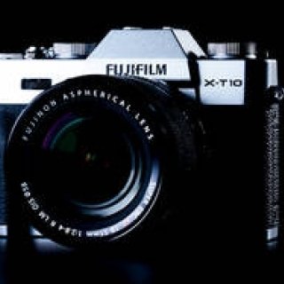 特集｜もつ喜びのあるカメラ　「X-T10」など最新モデルのレトロデザインに注目 ギャラリー