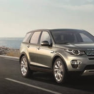 ジャガーとランドローバー、仮想試乗体験システム「バーチャル ドライブ」を導入｜Jaguar Land Rover ギャラリー