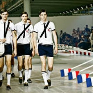 モンクレール ガム・ブルー 2016年春夏 メンズコレクション｜MONCLER GAMME BLEU