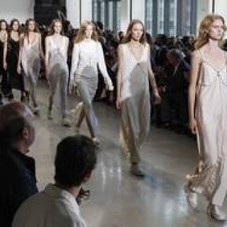 カルバン・クライン コレクション 2016年春夏 ウィメンズコレクション｜CALVIN KLEIN COLLECTION